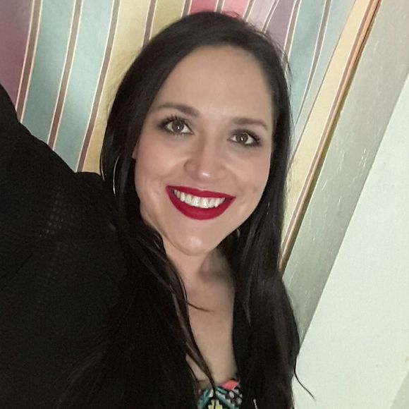 Meet your Posher, Kelli - Picture 1 of 1